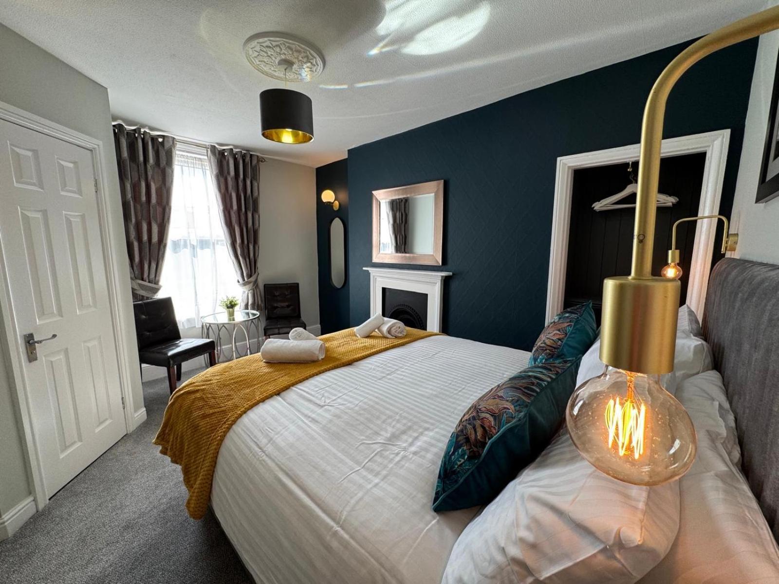 The Rockside 4* Скарборо