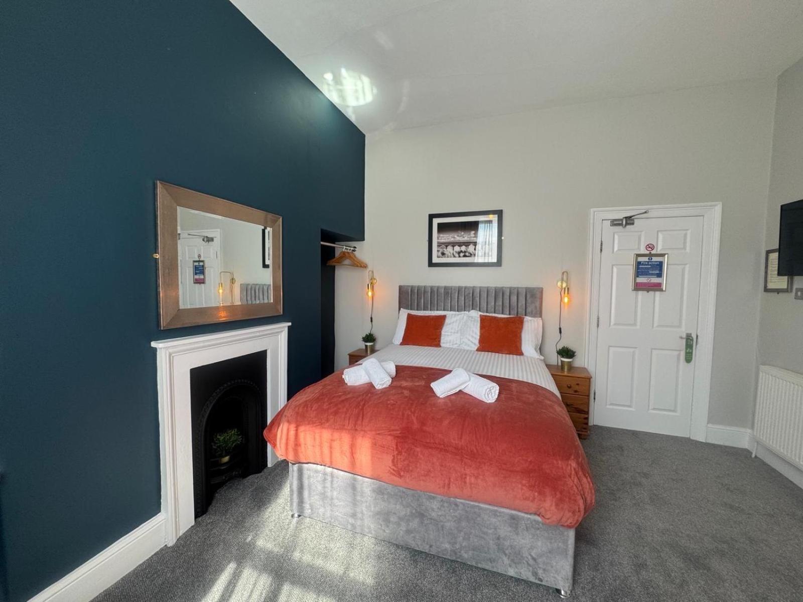 The Rockside 4*