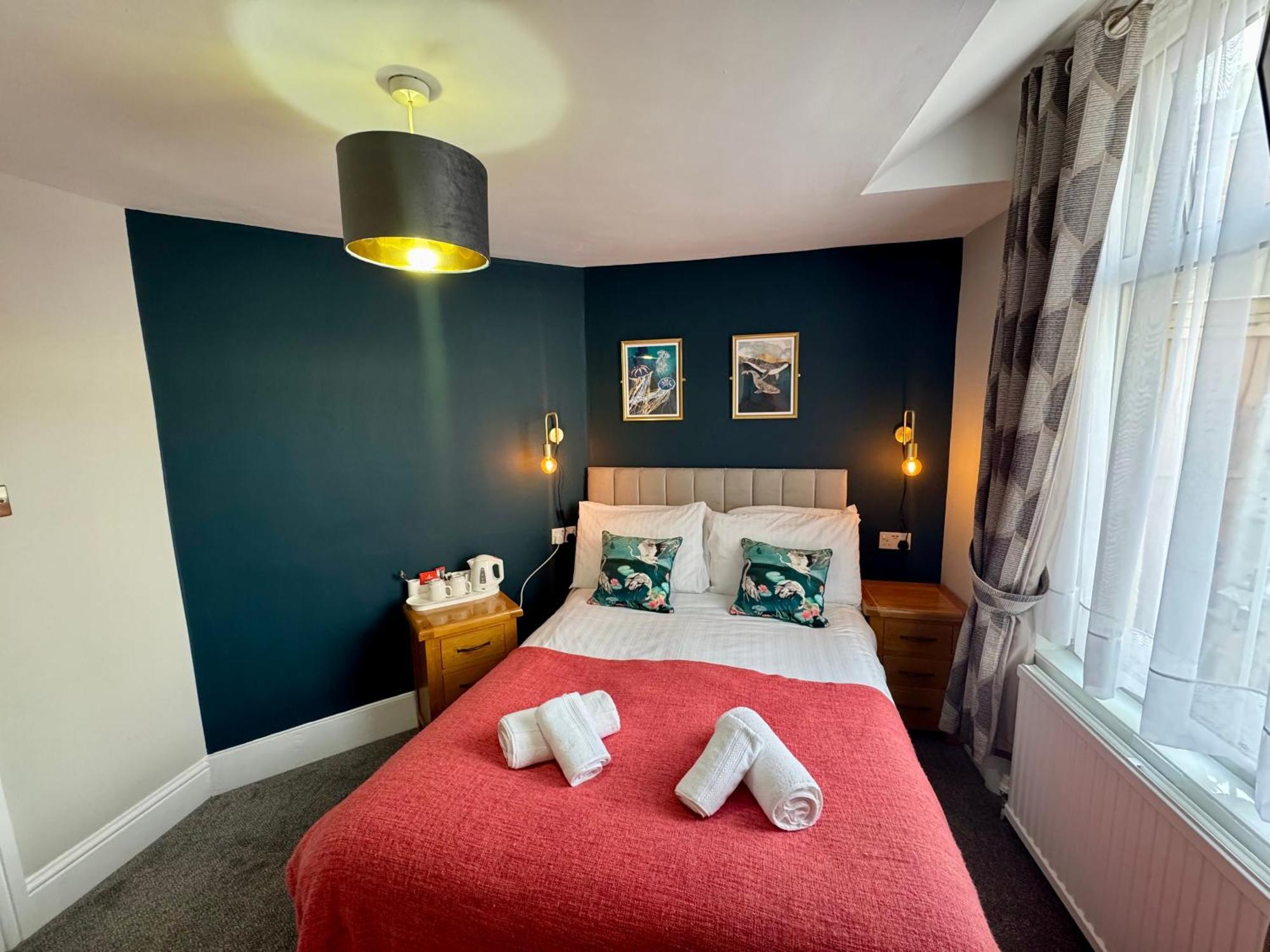 The Rockside 4*