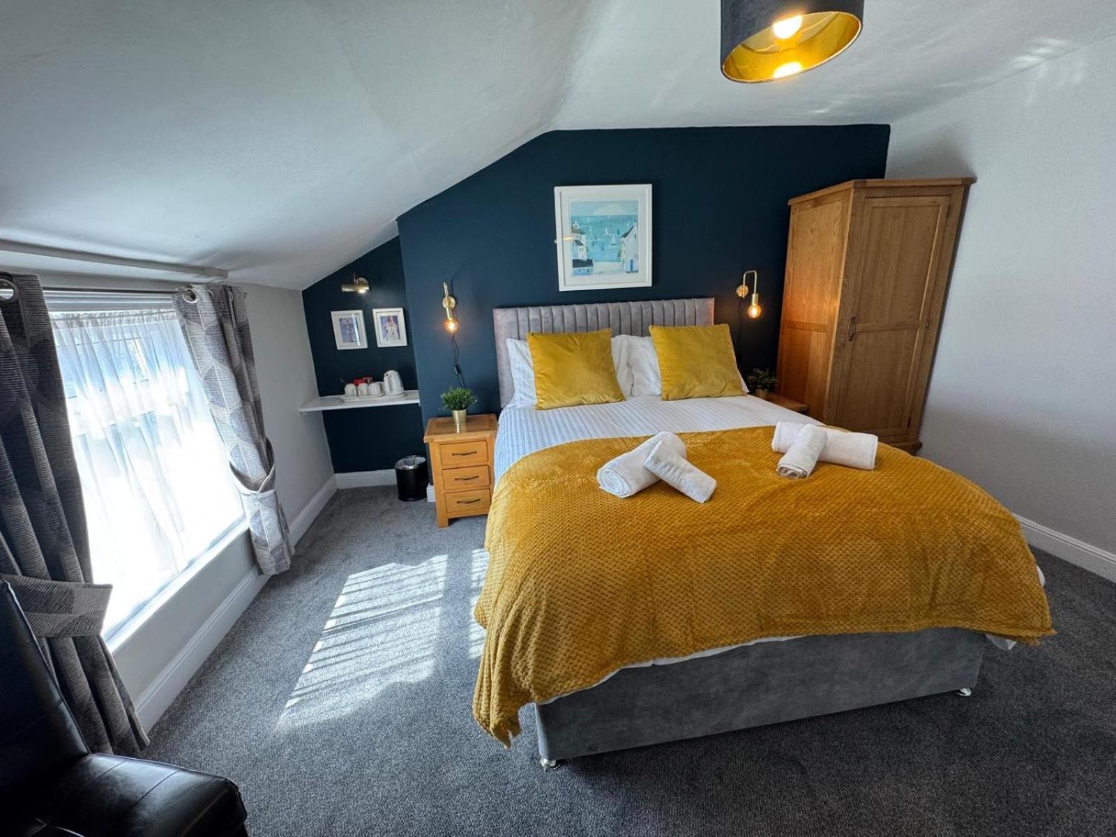 The Rockside Couette-café 4*