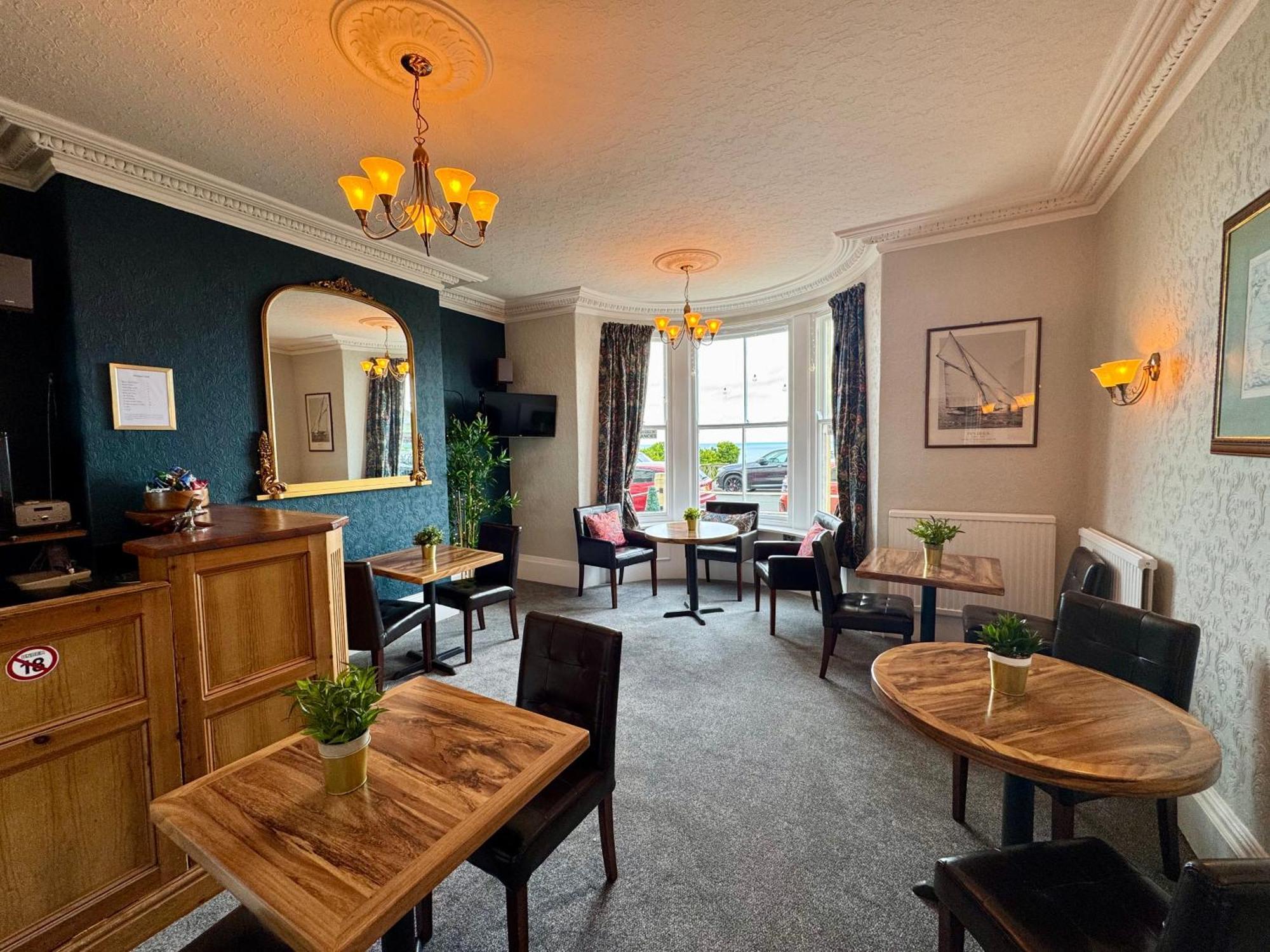The Rockside Couette-café Scarborough